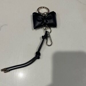Black bow key chain